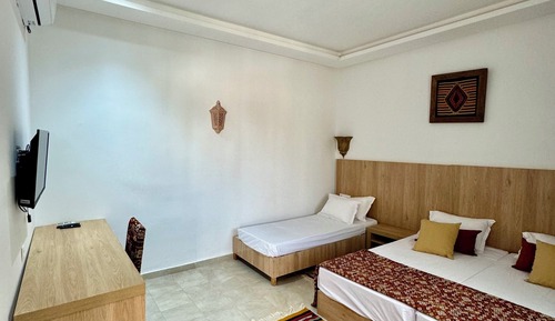 Comfort Triple Room