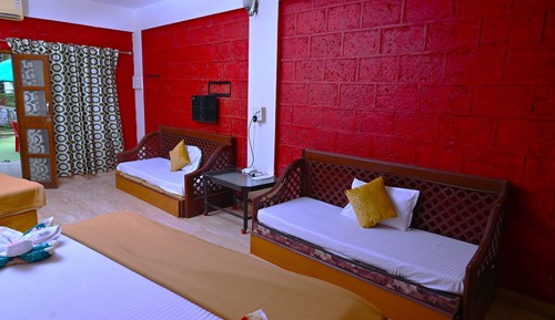 Super Deluxe Room