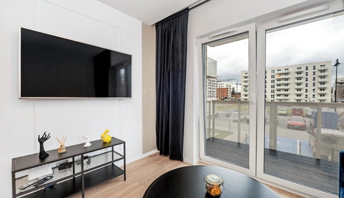 Comfort Apartment, Balcony, Courtyard View