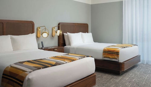 Premium Room, 2 Queen Beds, Non Smoking, Tower (Mobility Accessible, Roll-in Shower)