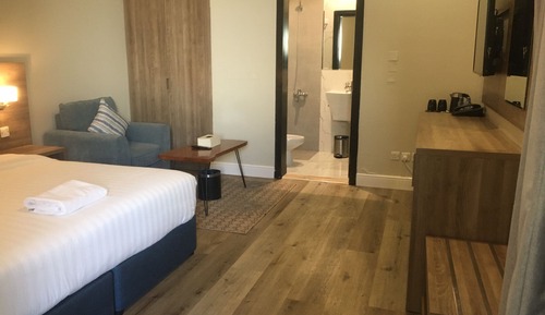 Economy Double Room, 1 King Bed