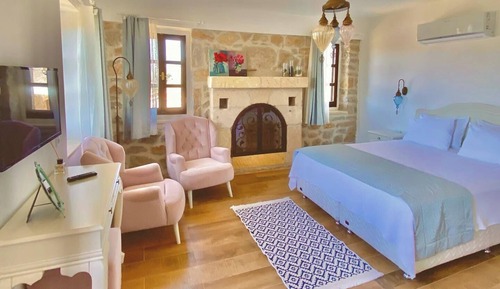 Deluxe Double Room, Garden View