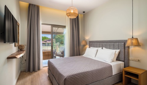 Deluxe Apartment, 2 Bedrooms, Garden View