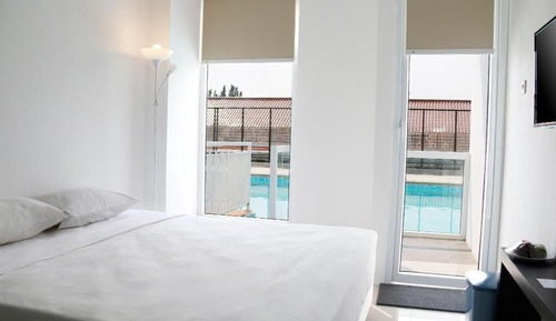 Deluxe Studio, Balcony