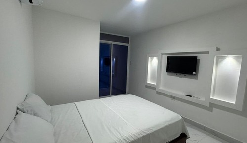 Comfort Single Room, 1 Queen Bed, Balcony