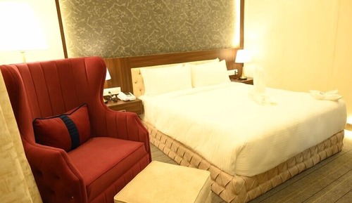 Executive Room