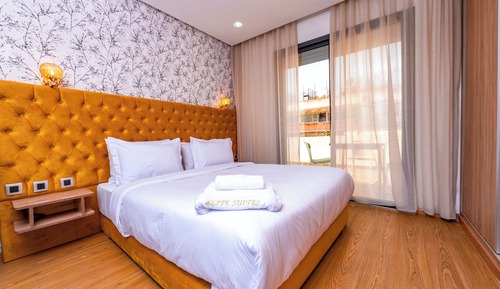 Luxury Suite