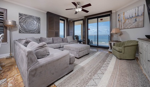 Condo, 3 Bedrooms