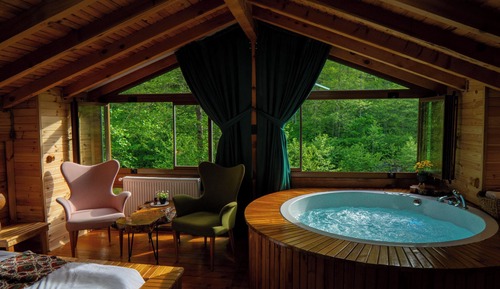 Honeymoon Chalet, River View