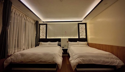 Deluxe Quadruple Room, Mountain View