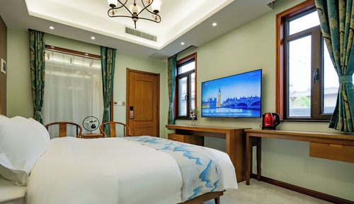 Classic Triple Room