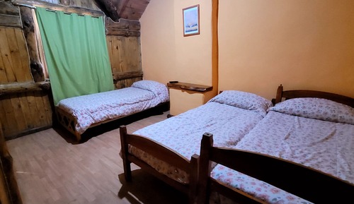 Cabin, 2 Bedrooms, Patio, Mountain View