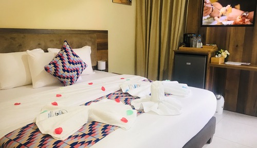 Family Double or Twin Room, Beach View