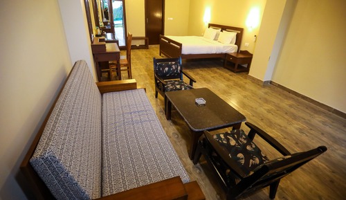 Deluxe Room, Balcony, Hill View