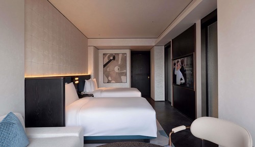 Luxury Room, 2 Twin Beds, City View