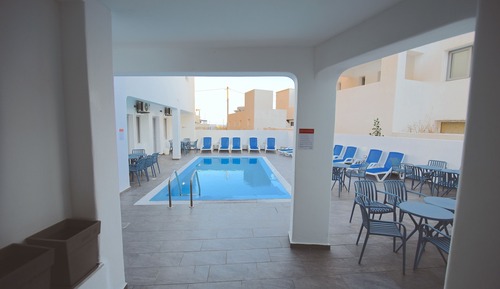 Family Room, No Windows, Poolside