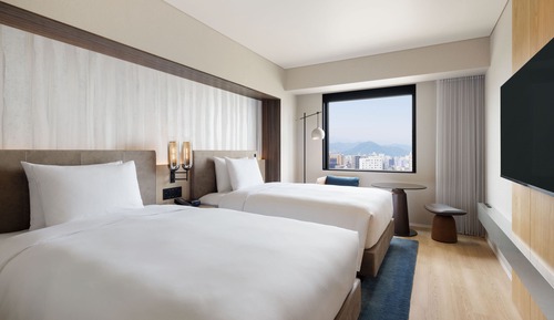 Deluxe Room, 2 Twin Beds, Non Smoking