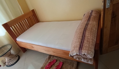 Economy Triple Room