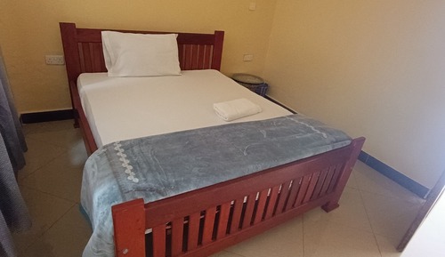Economy Single Room