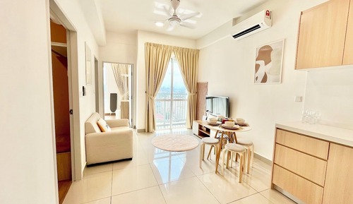 City Apartment, 2 Queen Beds