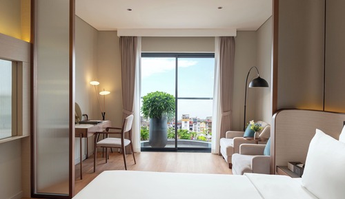 Grand Suite Balcony City View