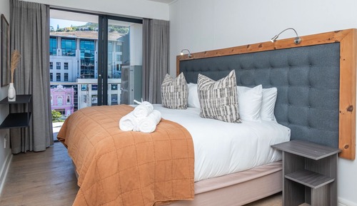 Superior Apartment, 2 Bedrooms, City View