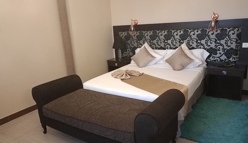 Standard Double or Twin Room, Private Bathroom