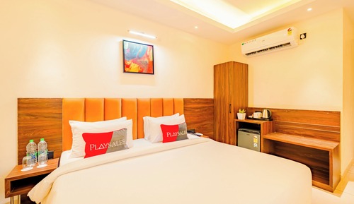Premier Room