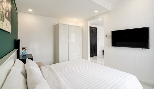 Executive Room