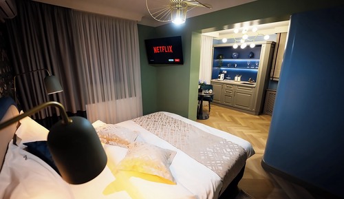 Room 4