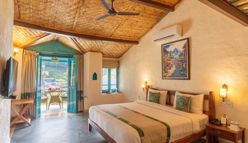 Premium Room, Balcony, Mountain View
