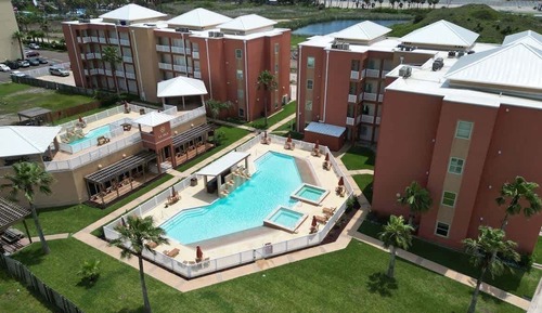 Condo, 2 Bedrooms