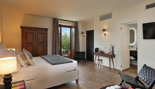 Suite, Balcony, Garden View