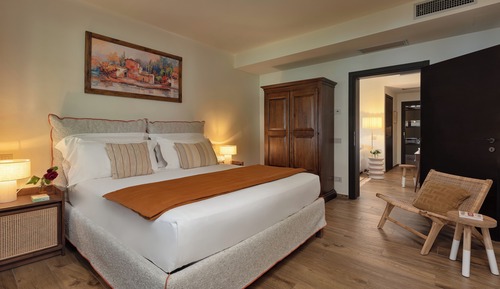 Suite, Mobility Accessible