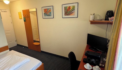 City Single Room