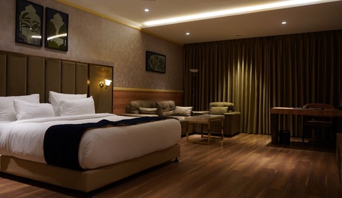 Premium Room, City View