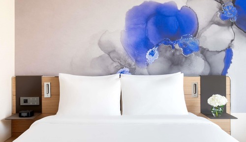 Superior Room, 1 King Bed