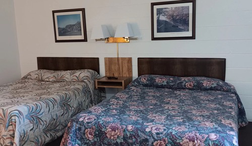 Standard Room, 2 Double Beds