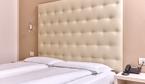 Superior Room, Lake View