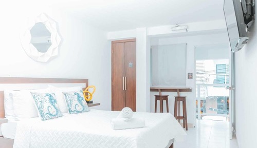 Basic Apartment, 1 Queen Bed, Non Smoking, City View