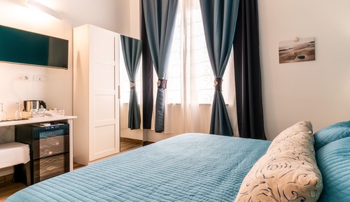 Comfort Double Room, 1 Queen Bed, Courtyard View