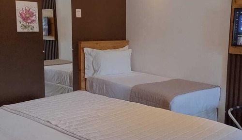 Comfort Triple Room