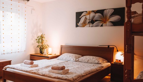 Apartment (One Bedroom Apartment)