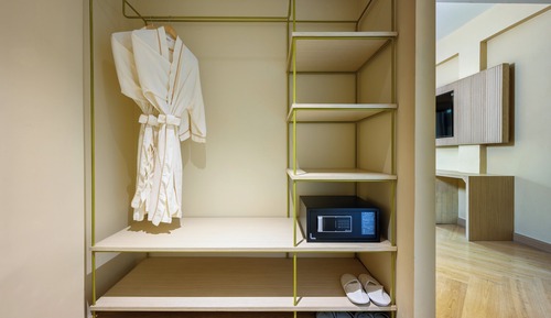 Deluxe Room, Balcony