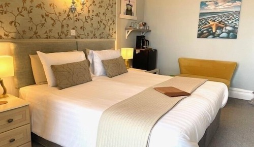 Premier Double or Twin Room, Ensuite (Sea Front-The Oddicombe )