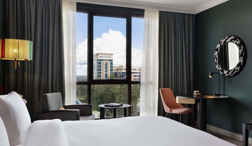 Superior Room, 1 King Bed