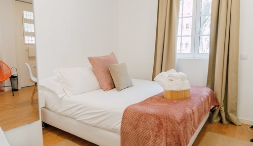 Comfort Apartment, 3 Bedrooms, Terrace