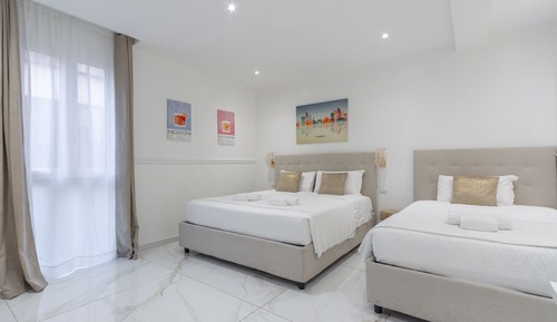 Deluxe Triple Room (10)