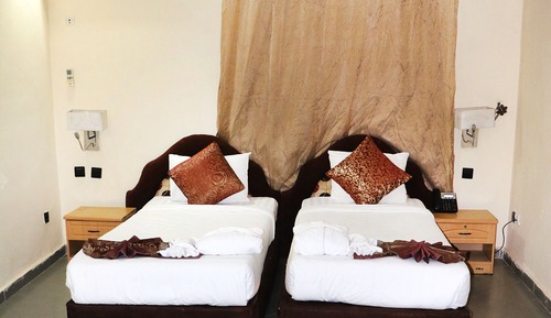 Comfort Twin Room