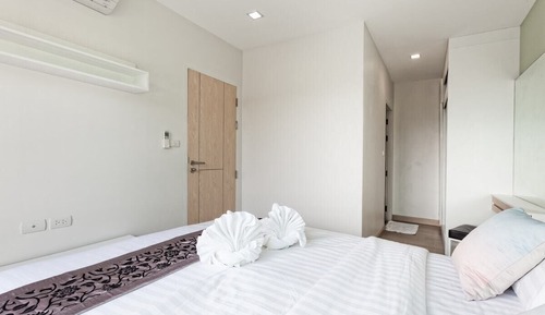 Condo, 1 Bedroom, Smoking, Balcony